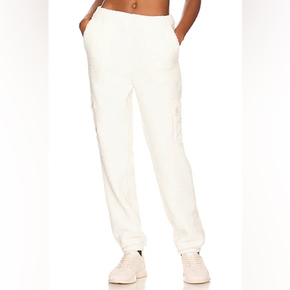 WellBeing + BeingWell Maren Pant - White Fleece Lined Sweatpants XSmall